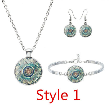Mandala Glass Cabochon Pendant Necklace